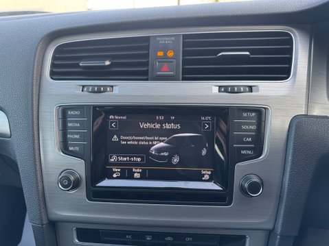 Volkswagen Golf SE TSI BLUEMOTION TECHNOLOGY 25