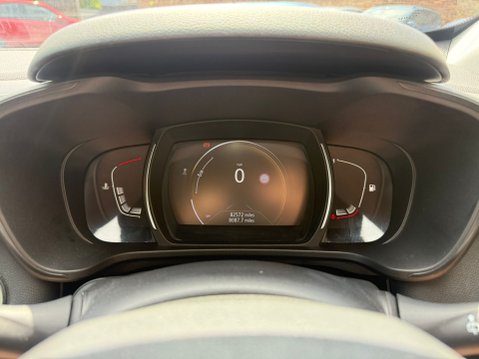 Renault Kadjar 1.2 TCe Dynamique S Nav SUV 5dr Petrol Manual Euro 6 28