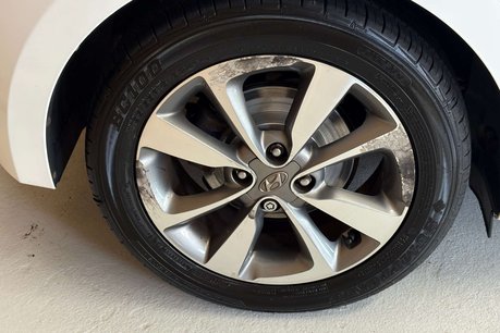 Hyundai i20 1.2 Blue Drive SE Hatchback 5dr Petrol Manual Euro 6 (s/s) (84 ps) 18