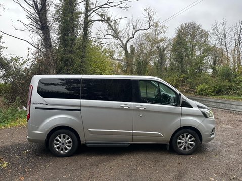 Ford Tourneo Custom 2.0 320 EcoBlue Titanium Minibus Double Cab 5dr Diesel Auto L1 Euro 6 (s/s) 7