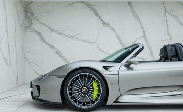 Porsche 918 Spyder 61
