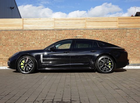 Porsche Panamera Turbo S E-Hybrid 8
