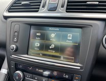 Renault Kadjar 1.5 dCi Signature Nav SUV 5dr Diesel EDC Euro 6 (s/s) (110 ps) 30