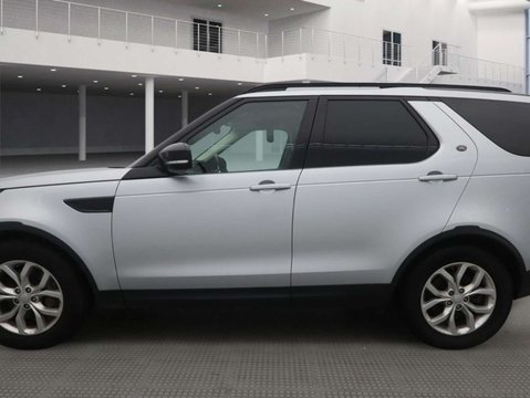 Land Rover Discovery 3.0 Discovery SE SD6 Auto 4WD 6