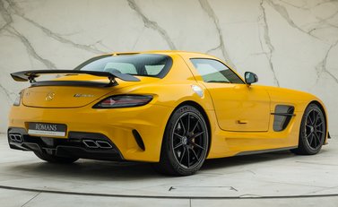 Mercedes-Benz SLS AMG Black Series 8