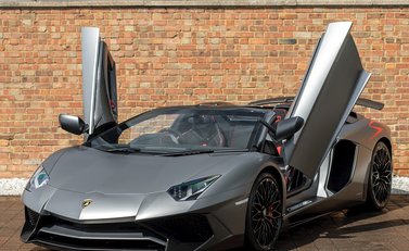 Lamborghini Aventador SV LP750-4 Roadster 7