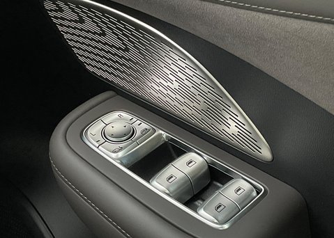 MG MGS6 EV 77kWh TROPHY 19