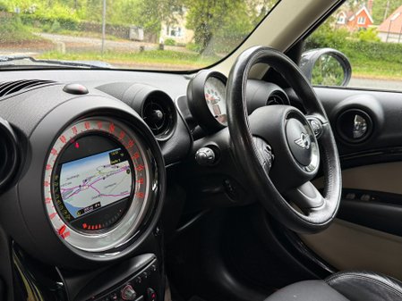 Mini Countryman COOPER D 43
