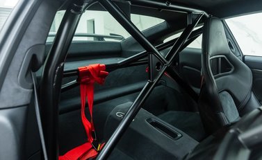 Porsche 911 GT3 (991) 16