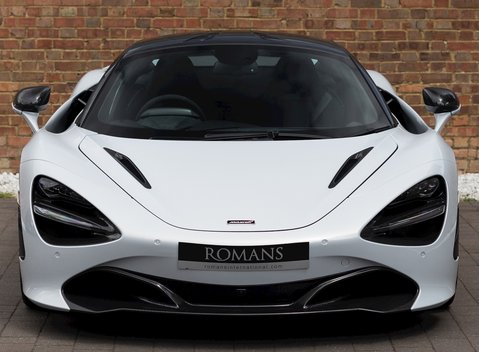 McLaren 720S Performance 4