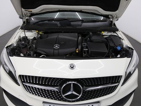 Mercedes-Benz A Class 2.1 A200d AMG Line (Premium) 7G-DCT Euro 6 (s/s) 5dr 28
