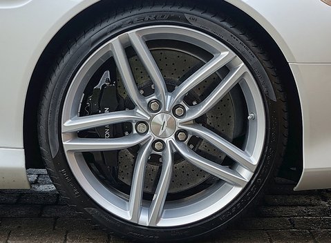 Aston Martin DB9 Volante 14