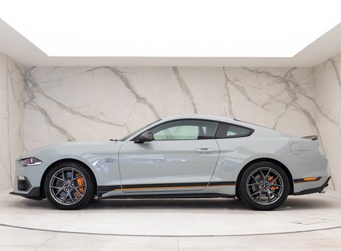 Ford Mustang Mach 1 2