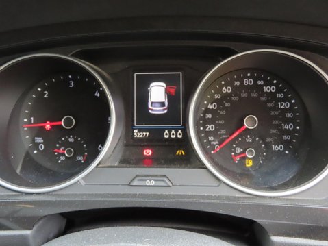 Volkswagen Tiguan 2.0 TDI SE Navigation Euro 6 (s/s) 5dr 10