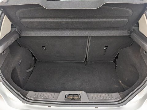 Ford Fiesta TITANIUM 16