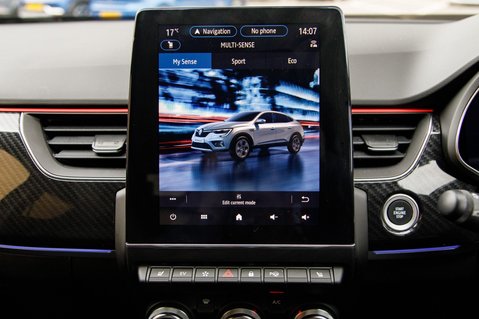 Renault Arkana RS LINE E-TECH 33