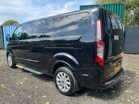 Ford Tourneo Custom 320 TITANIUM ECOBLUE 3
