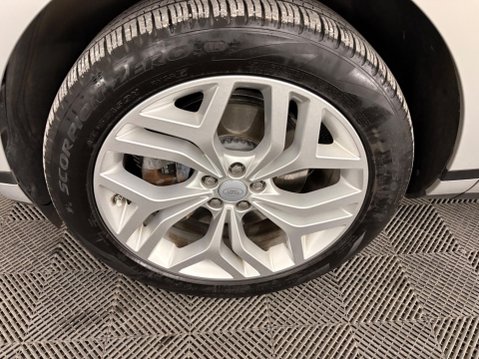 Land Rover Range Rover Evoque 2.0 P200 MHEV SE Auto 4WD Euro 6 (s/s) 5dr 52