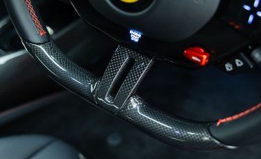 Ferrari SF90 Stradale 11