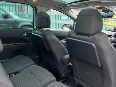 Peugeot 5008 1.6 5008 Allure Blue HDi S/S 5dr 18