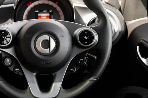 Smart Fortwo Coupe PRIME PREMIUM T 20