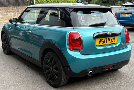 Mini Hatch Cooper 1.5 Petrol Manual Chili 3 door - CARRIBEAN AQUA - BLUETOOTH AUDIO 15