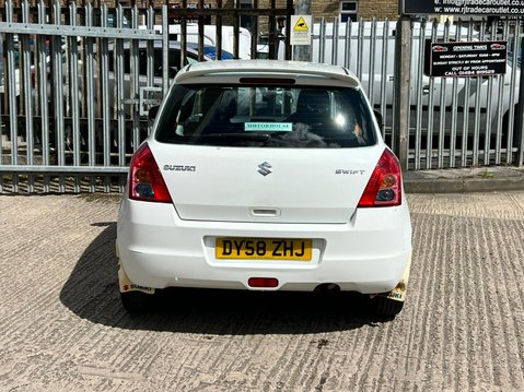 Suzuki Swift GL 15