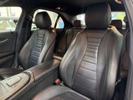 Mercedes-Benz E Class 2.0 E220d AMG Line Saloon 4dr Diesel G-Tronic+ Euro 6 (s/s) (194 ps) 25