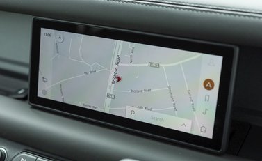 Land Rover Defender 110 X P400 21