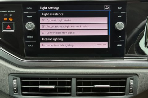 Volkswagen Polo STYLE TSI - LOW INSURANCE -CAMERA -APPLE CAR PLAY - FULL SERVICE HISTORY 41