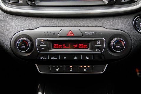 Kia Sorento CRDI GT-LINE ISG 32