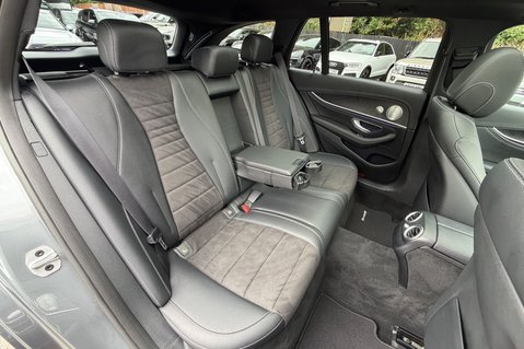 Mercedes-Benz E Class E 220 D AMG LINE NIGHT EDITION PREMIUM PLUS - 8 SERVICES RECORDED  35