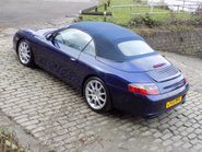 Porsche 911 CARRERA 2 CONVERTIBLE 54