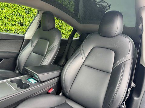 Tesla Model Y (Sold) (Dual Motor) Long Range SUV 5dr Electric Auto 4WDE (384 bhp) 10
