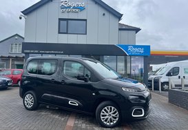 Citroen Berlingo BLUEHDI FEEL M WHEELCHAIR RAMP 2