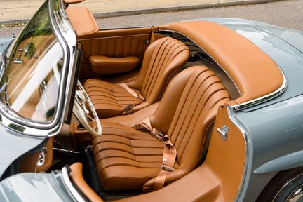 Mercedes-Benz SL 300 Roadster 28