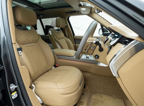 Land Rover Range Rover P530 SV 10