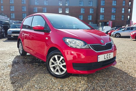 Skoda Citigo 1.0 SE MPI.. 5 SERVICES.. STUNNING EXAMPLE! 64 MPG! LOW INSURANCE!