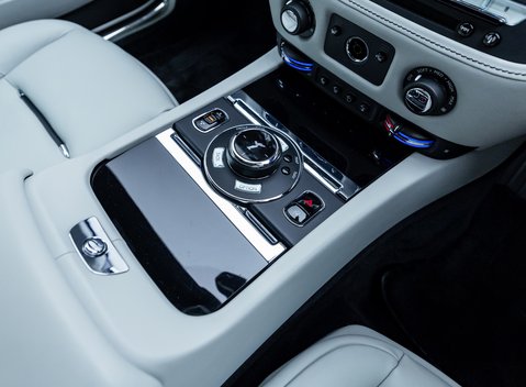 Rolls-Royce Wraith Series II 25