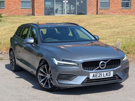 Volvo V60 2.0 V60 Momentum B4 MHEV Auto 5dr