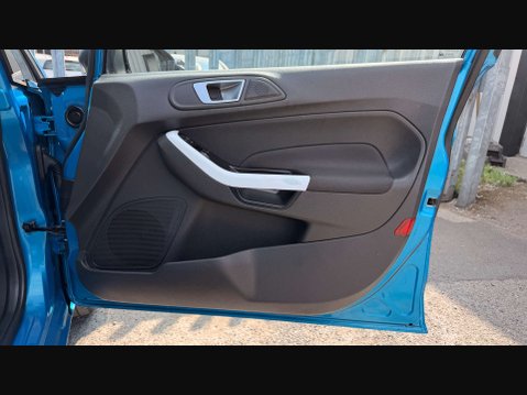 Ford Fiesta 1.0 Fiesta Zetec Blue Edition Spring 5dr 34