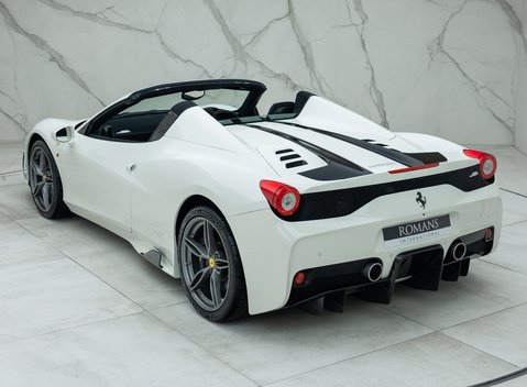 Ferrari 458 Speciale Aperta 12