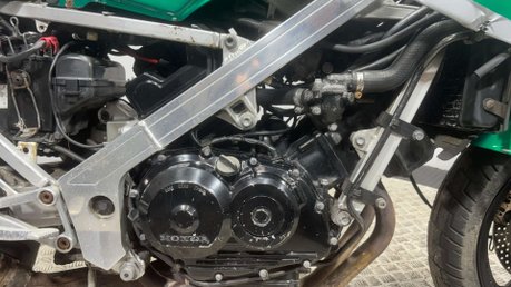 Honda VFR NC21 1986 45K GOOD RUNNING PROJECT BIKE CLASSIC 400CC 25