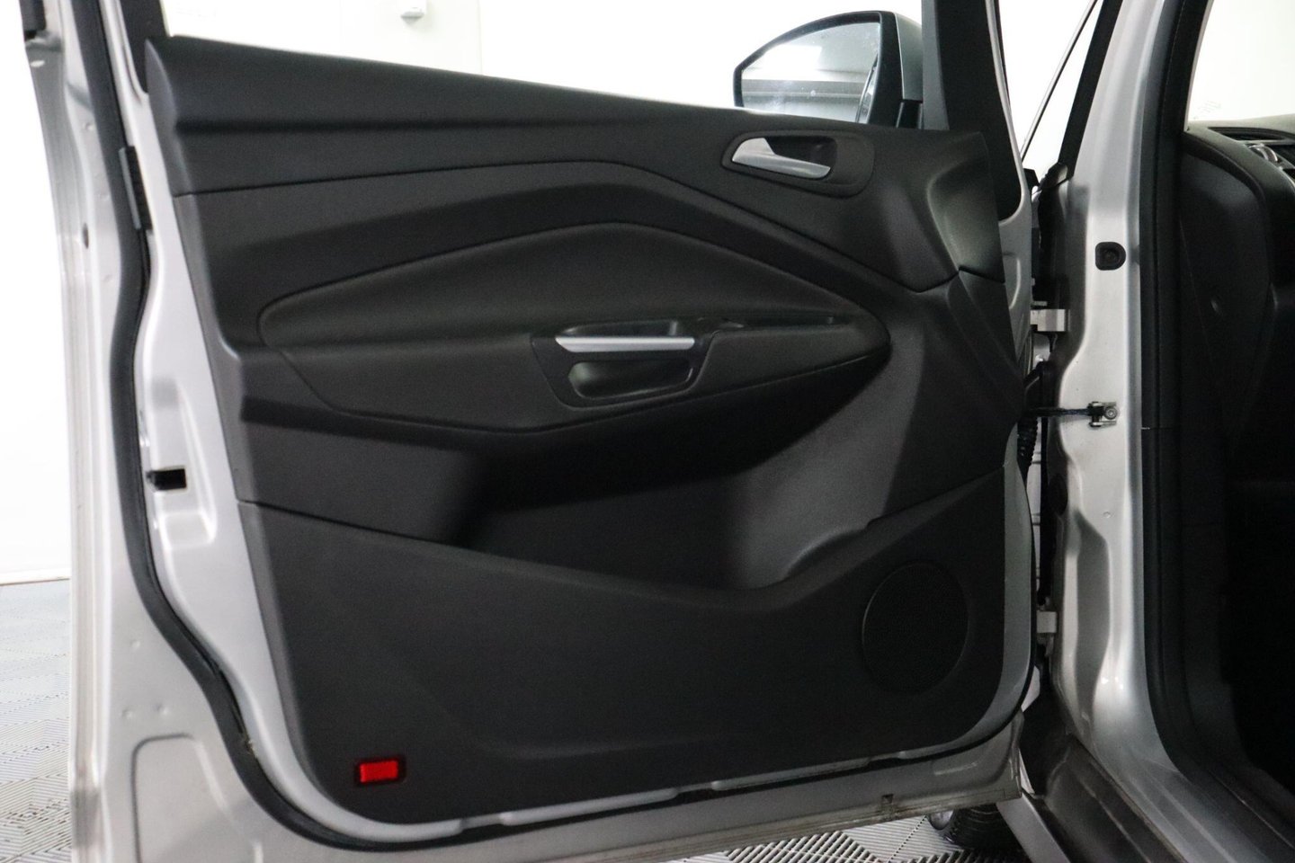 2018 Ford C-MAX — image 38