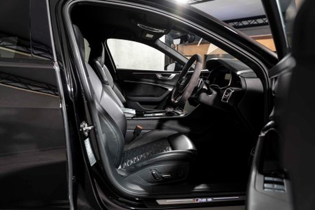 Audi RS6 Avant QUATTRO CARBON BLACK. VAT Q. WARRANTY. HEATED & COOLED SEATS. B & O. 22