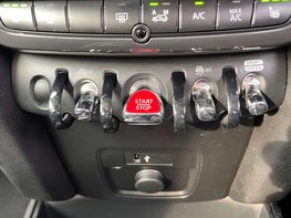 Mini Countryman 1.5 Countryman Cooper Classic Auto 5dr 60