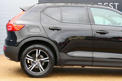 Volvo XC40 2.0 XC40 R-Design T4 AWD Auto 4WD 5dr 10