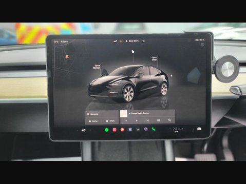 Tesla Model Y LONG RANGE AWD 23