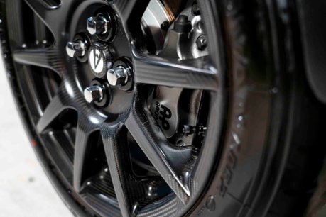 Ariel Atom 4 R 400 BHP. OVER £55K IN EXTRAS. 6-SPEED SEQUENTIAL. CARBON WHEELS & PANELS. 11