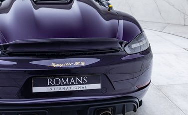 Porsche 718 Spyder RS 39